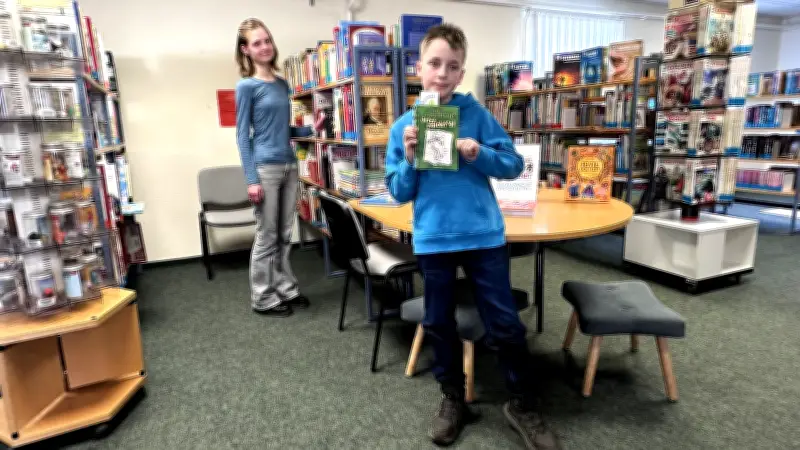 Leselust statt Smartphone: Drei junge Leseratten aus dem Jessener Land im Porträt