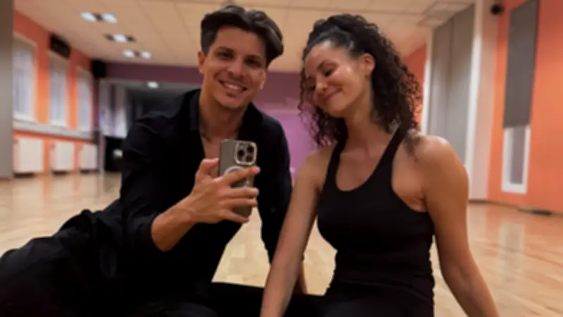 Let's Dance: Profitänzer schwärmt von Model Betty Taube - Das heimliche Traumpaar der Staffel