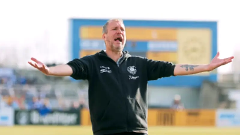 Lok Leipzigs Trainer Seitz vor leerer Gegengerade: Ungewöhnliche Situation im Spitzenspiel