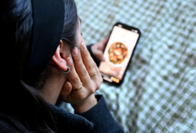 London startet Pilotprojekt: Social-Media-Verbot für Hunderte Teenager im Test