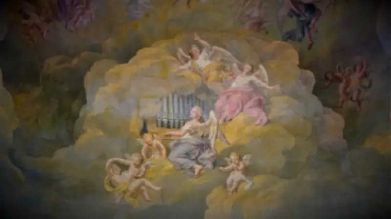 Ludwigslust: 800.000 Euro für Sanierung von historischer Friese-Orgel und Europas größtem Altarbild