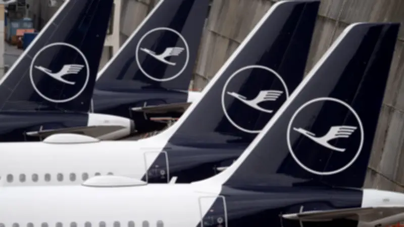 Lufthansa plant drastische Flottenreduktion: Bis zu 40 Flugzeuge könnten am Boden bleiben