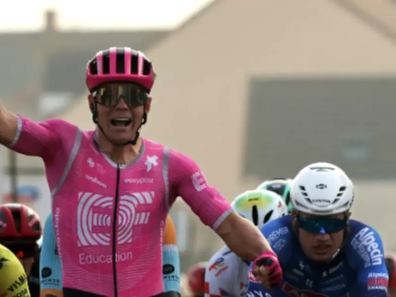 Luke Lamperti triumphiert beim Auftakt von Paris-Nizza – Deutsche Sprinter chancenlos