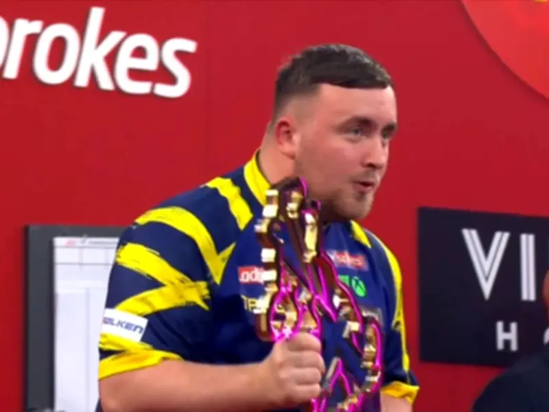 Luke Littler triumphiert erneut: Zweiter Sieg bei den UK Open im Finale gegen Wade