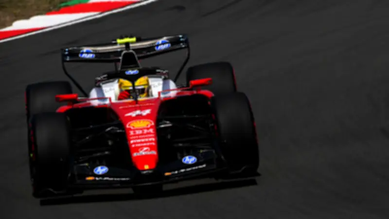 Macarena-Hype um Ferrari: Heckflügel löst in China Internet-Trend aus