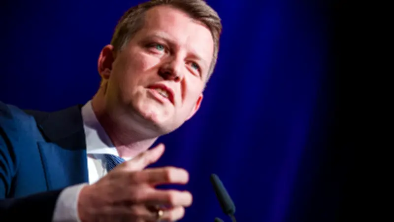 Machtkampf in der FDP: Henning Höne fordert Christian Dürr heraus