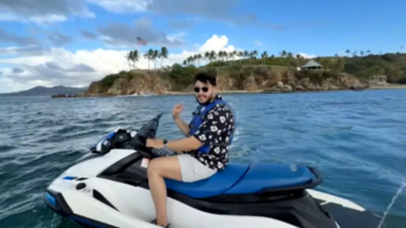 Makabere Pilgerreise: Influencer drehen Videos auf Epsteins Skandal-Insel