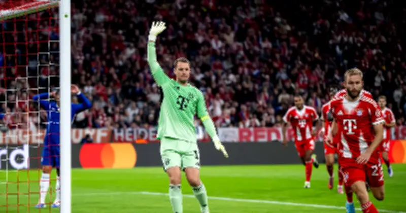 Manuel Neuers Reklamierarm: Vom Protestreflex zum Kultphänomen des FC Bayern