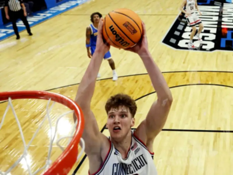 March Madness: Eric Reibe erreicht Viertelfinale mit UConn Huskies
