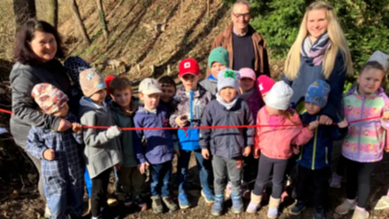 Markwerbener Schweiz: Gesperrtes Waldstück nach Jahrzehnten wieder für Kita-Kinder geöffnet