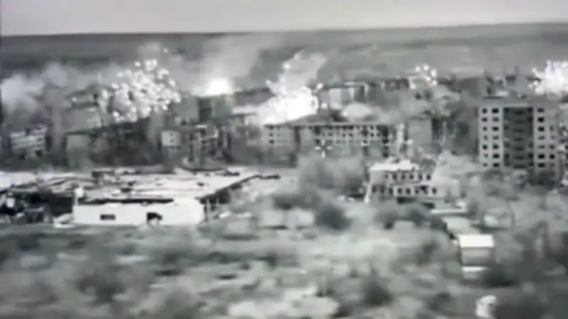 Massiver Raketenangriff: Russische Truppen dokumentieren eigenes Kriegsverbrechen in Video