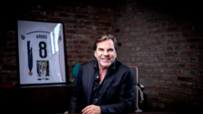 Max Eberls ungewöhnliche Methode: Comic-Bilder per WhatsApp für Nagelsmann-Transfer