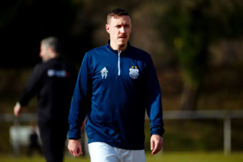 Max Kruse feiert erfolgreiches Oberliga-Comeback mit Rückennummer 99 bei TuS Dassendorf