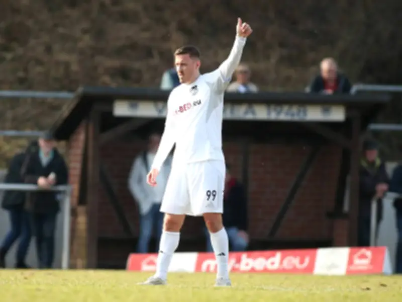 Max Kruse feiert Oberliga-Comeback: Ex-Nationalspieler zurück in Hamburg