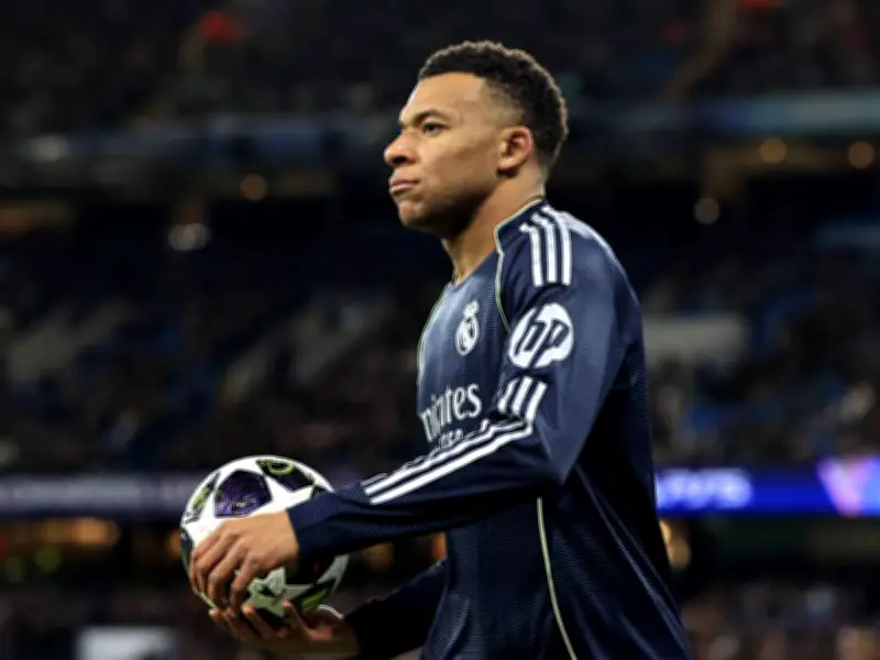 Medizinischer Fehler bei Real Madrid: Mbappés Knieverletzung falsch diagnostiziert
