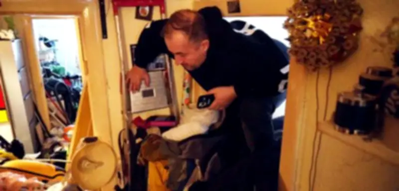 Messie-Wohnungen in Berlin: Das schwierige Erbe eines zerfallenen Lebens