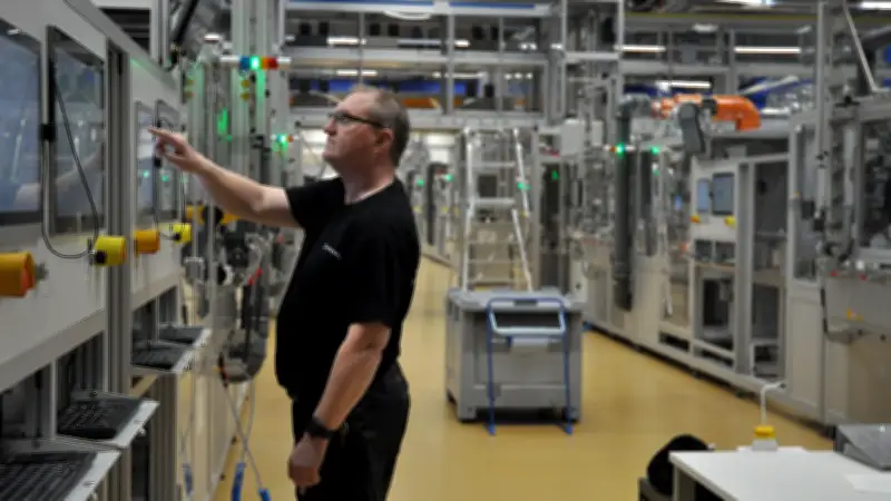 Meyer Burger Insolvenz: US-Firma Swift Solar kauft Produktionsanlagen aus Bitterfeld-Wolfen