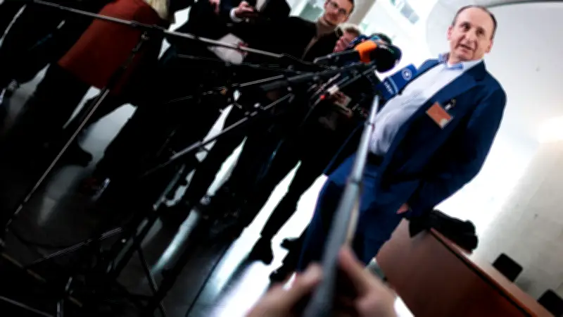 Mineralölverband weist Abzocke-Vorwürfe zurück: Vier Mythen zur Spritpreisbildung