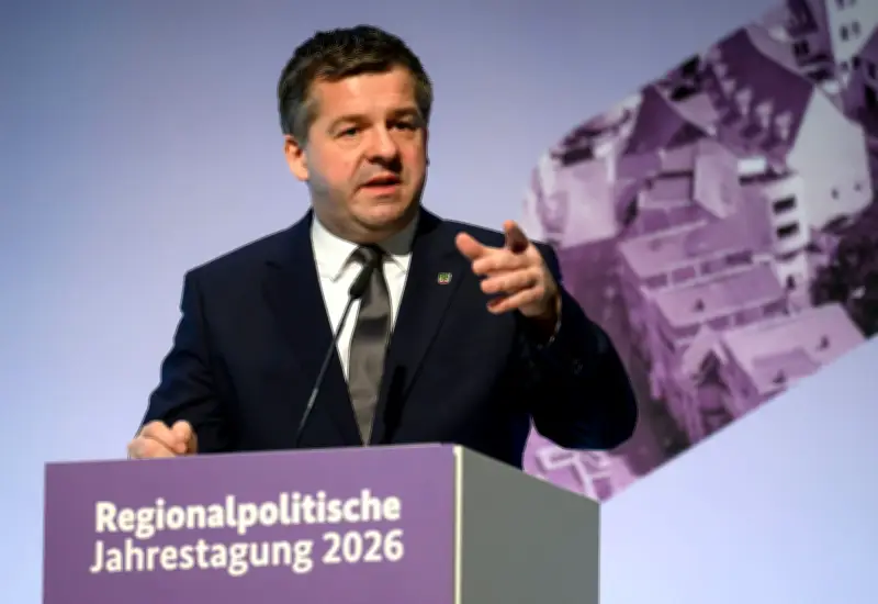 Ministerpräsident Schulze fordert beschleunigte Reformen für Deutschlands Industrie