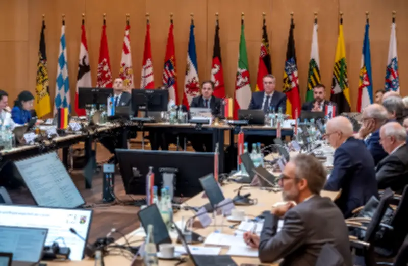 Ministerpräsidentenkonferenz fordert Bodycams in Zügen und Spritpreis-Überprüfung