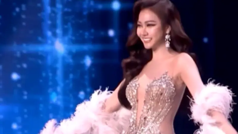 Miss-Wahl-Panne: Zahnverblendung verrutscht – Kandidatin bleibt souverän