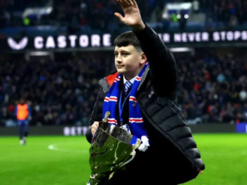 Mitchell Lawrie: Das nächste Darts-Wunderkind erobert Schottland und bricht Rekorde