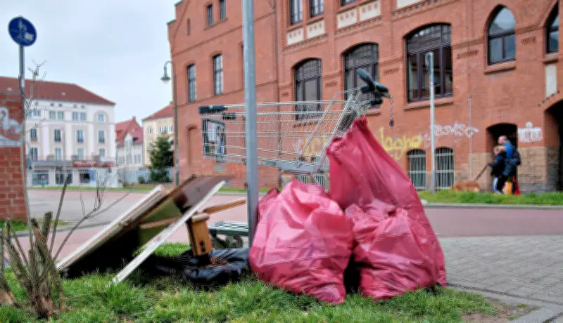 Müllfischer-Aktion in Dessau-Roßlau: Freiwillige sammeln Berge von Abfall in Stadt und Natur