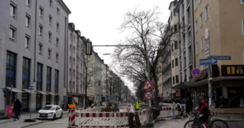 Münchens Augustenstraße wird zur grünen Oase: Umbau startet mit mehr Platz für Fußgänger