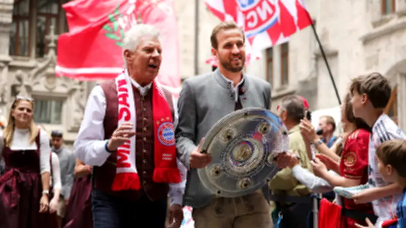 Münchens OB Reiter gibt Bayern-Posten auf - Stichwahl in zehn Tagen