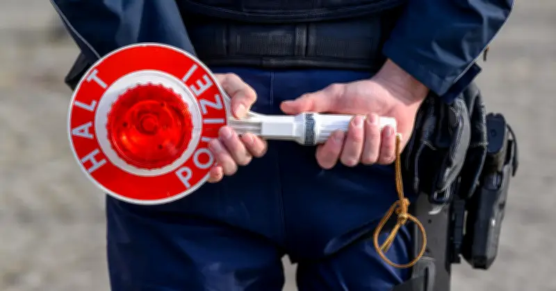 Münchner Polizei fasst Radldiebe-Trio nach leichtsinnigem Handy-Anruf auf dem Fahrrad