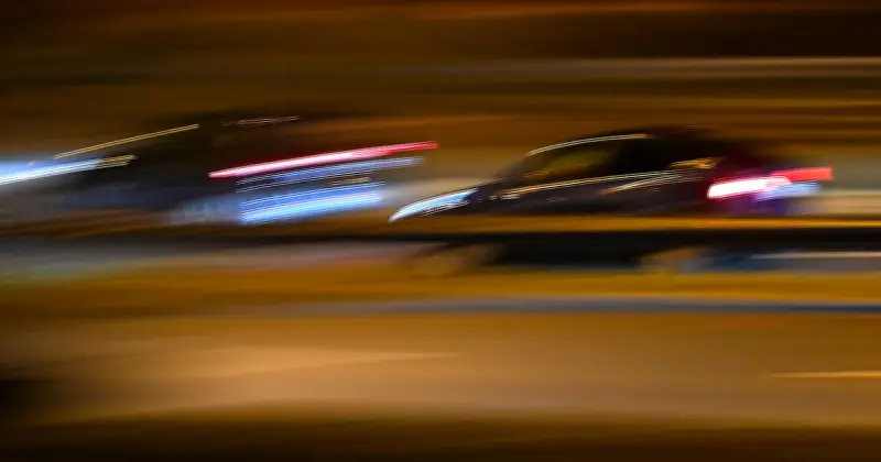 Münchner Polizei stoppt illegales Autorennen mit über 150 km/h auf der Ingolstädter Straße