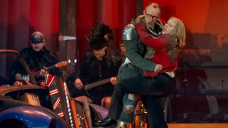 Münchner Starkbierprobe: Merz und Bas tanzen heißen Tango bei politischem Kabarett