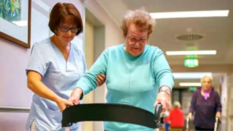 Modellprojekt in Bitterfeld: Bessere ambulante Versorgung für Senioren durch neues Zentrum