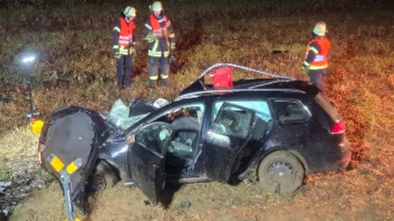 Mordkommission ermittelt: Ex-Partner soll Frau (48) von Straße gedrängt haben