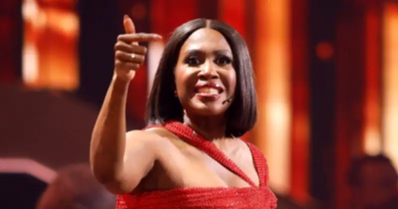 Motsi Mabuse wehrt sich gegen Body-Shaming: 'Let's Dance'-Jurorin fordert Solidarität unter Frauen