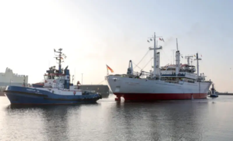 Museumsschiff Cap San Diego: Schiffs-TÜV in Bremerhavener Werft gestartet