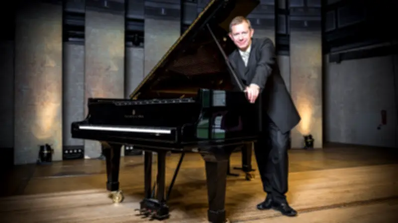 Musikverein Pasewalk startet Jubiläumskonzertreihe mit Erdem und Zichner