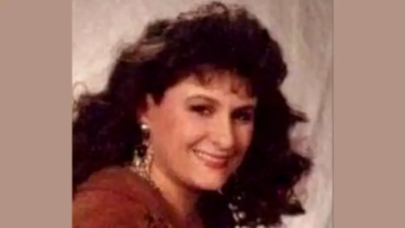 Mutter taucht nach 24 Jahren wieder auf: Tochter ringt mit Vergebung