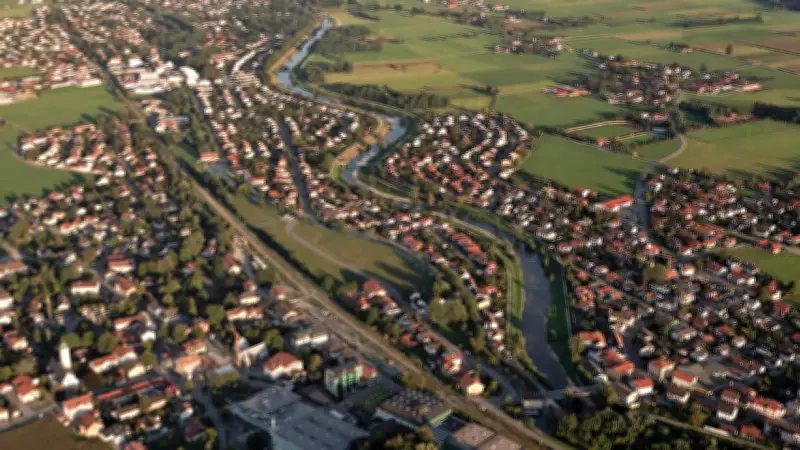 Mysteriöses Verbrechen in Bruckmühl: Ex-Mann gefesselt gefunden, Frau tot im Bach entdeckt