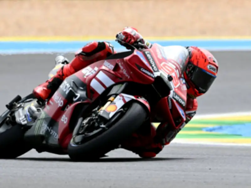 Nach Asphaltloch-Drama: Marc Márquez triumphiert im MotoGP-Sprint von Goiania