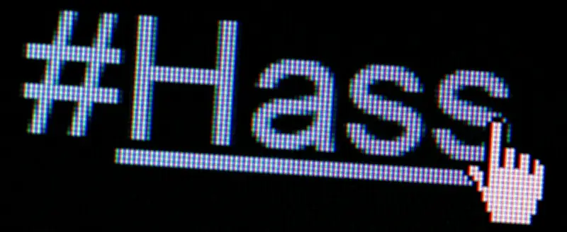 Nach Baby-Tod: Staatsanwaltschaft ermittelt wegen Hasskommentaren gegen Influencer-Paar