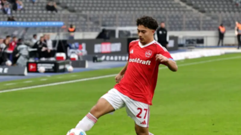 Nach Berliner Schwäche: Klose schützt Nürnbergs Youngster von der Hitz