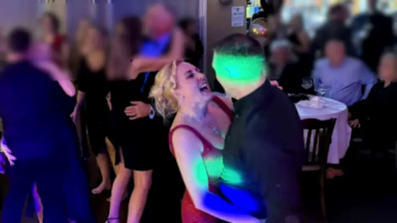 Nach neun Jahren Ehe: Frau feiert Scheidung mit rauschender Party für 90 Gäste