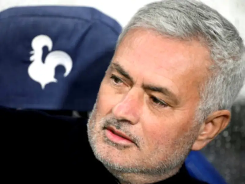 Nach Rot im Clássico: Mourinho für zwei Spiele gesperrt - Benfica kündigt Einspruch an