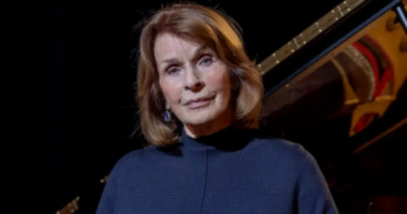 Nach schwerem Sturz: Senta Berger bangt vor Rückkehr in ihr Zuhause
