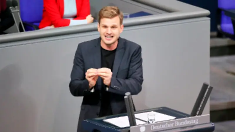 Nach Wahl-Debakel in Baden-Württemberg: SPD-Jungpolitiker Robin Mesarosch rechnet mit seiner Partei ab