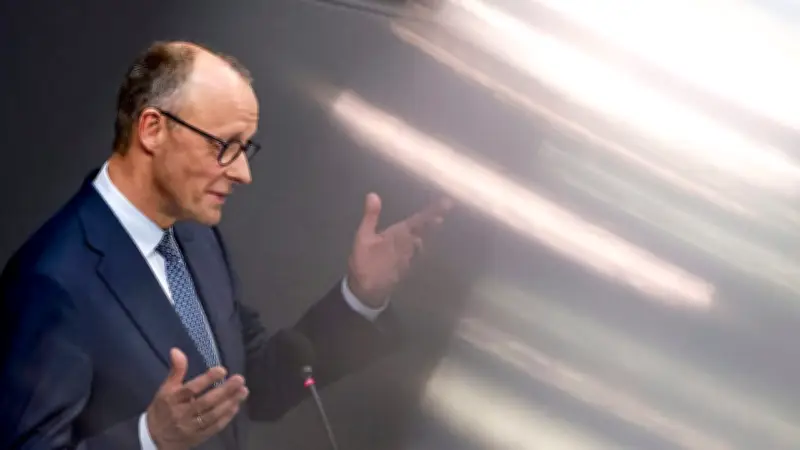 Nach Wahl-Debakel: SPD sucht sich selbst - Bundesregierung muss Wirtschaft retten