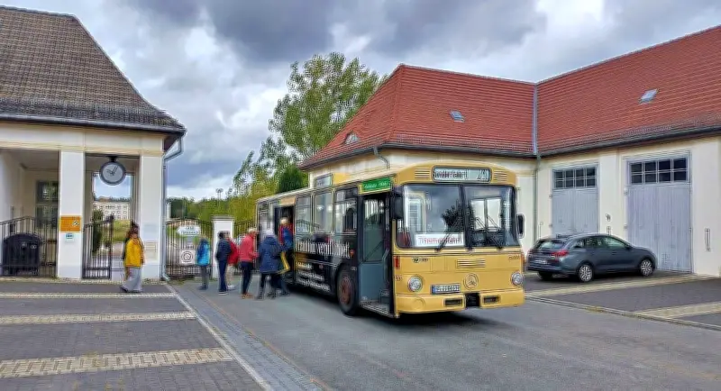 Nahverkehrsfreunde Dessau starten 2026 mit historischen Themenfahrten durch die Region