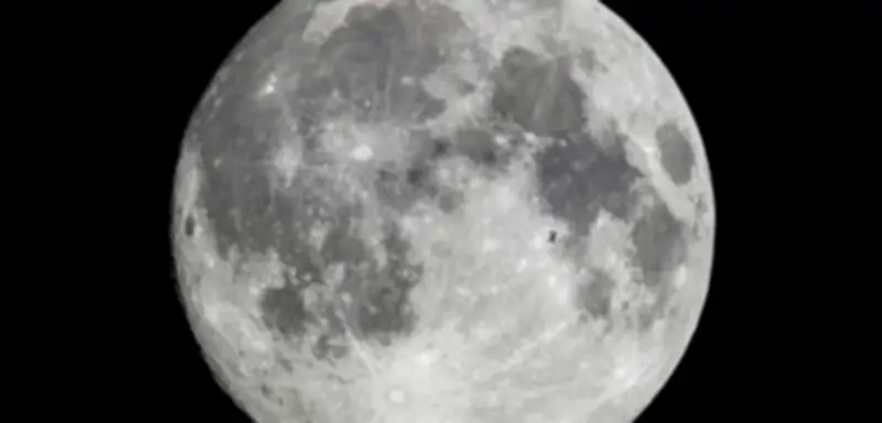 NASA stellt Mondprogramm um: Statt Raumstation nun permanente Basis auf dem Mond geplant