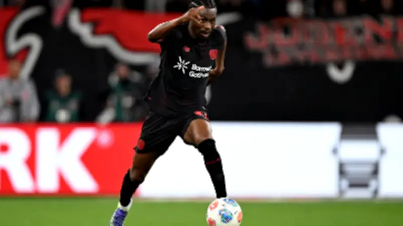 Nathan Tella verlängert langfristig bei Bayer Leverkusen bis 2031